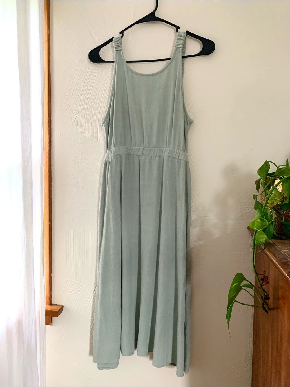 Altar’d State Sage Green Linen Blend Midi Dress. Large